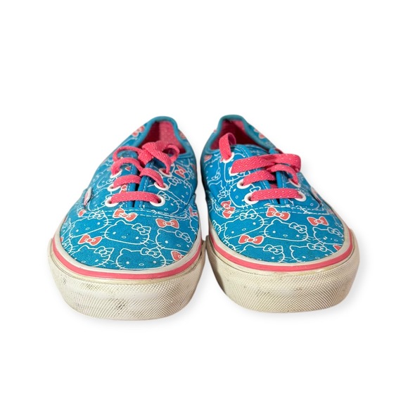Vans x Hello Kitty Authentic Low Top Sneakers in Blue and Pink Size 7 Women - Picture 2 of 7